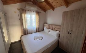 Guest Rooms Arbri
